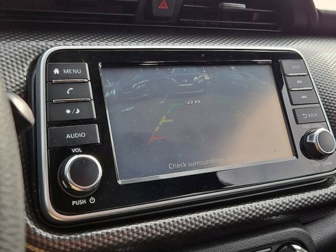 Certified 2020 Nissan Kicks S image 16