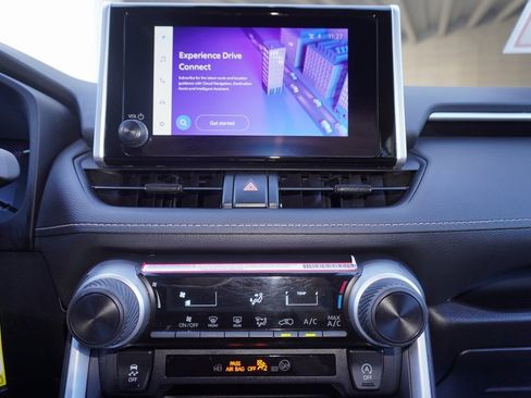 Used 2024 Toyota RAV4 LE image 17