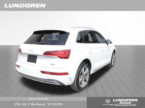 Used 2023 Audi Q5 2.0T Premium w/ Convenience Package AWD/4WD image 5