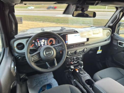 New 2026 Jeep Wrangler Unlimited Sport AWD/4WD image 22
