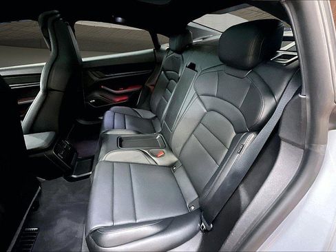 Used 2021 Porsche Taycan 4S w/ Premium Package image 24