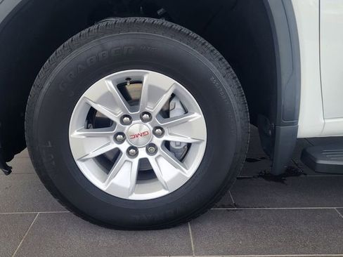 Used 2021 GMC Sierra 1500 2WD Double Cab w/ Sierra Value Package image 10