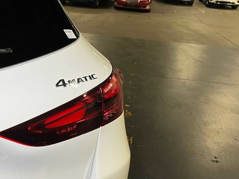 Certified 2025 Mercedes-Benz GLA 250 4MATIC image 16