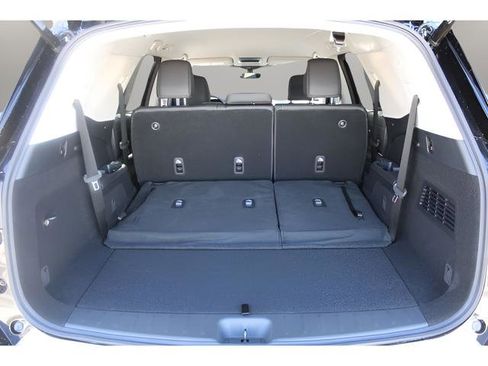 New 2026 Nissan Pathfinder SL image 28