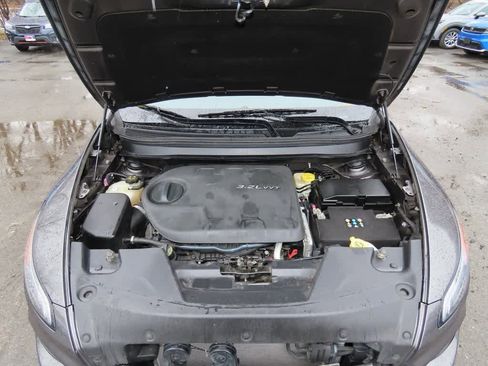 Used 2014 Jeep Cherokee Limited w/ Technology Group image 11