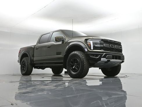 Used 2025 Ford F150 Raptor image 48
