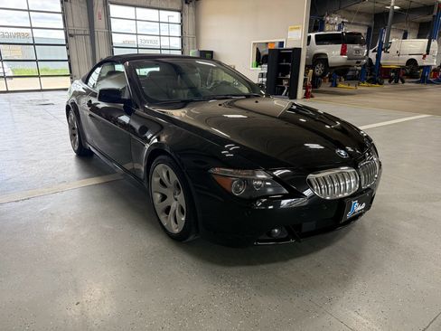 Used 2004 BMW 645Ci Convertible RWD image 4