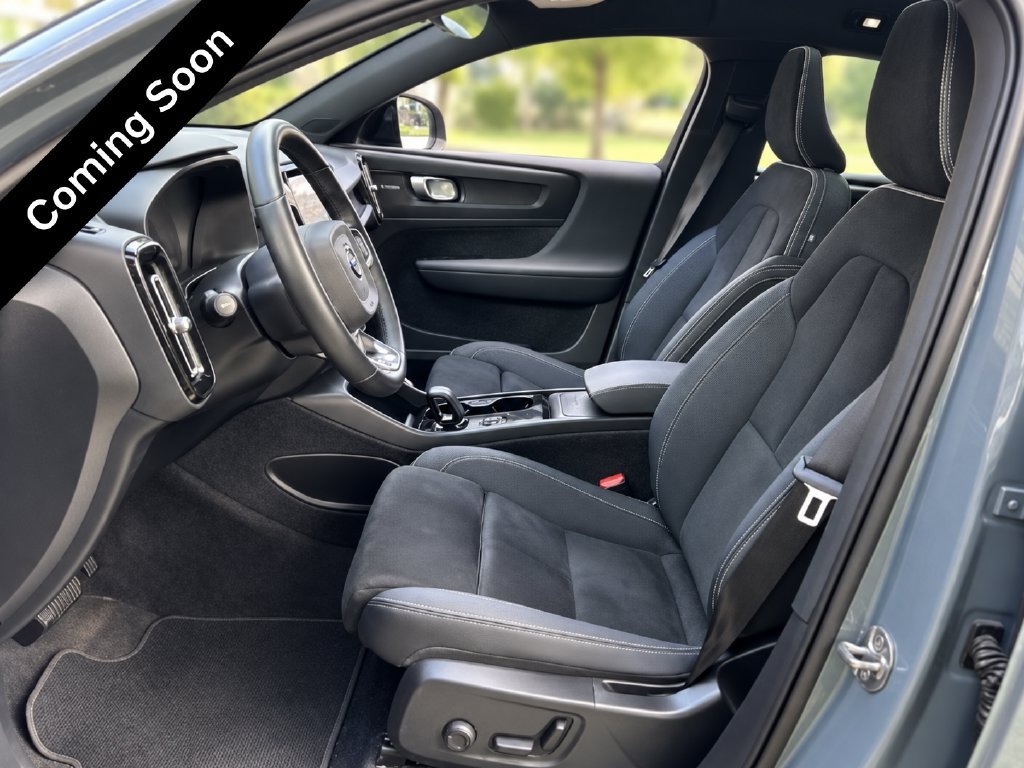Certified 2023 Volvo C40 P8 Recharge Ultimate AWD/4WD image 3