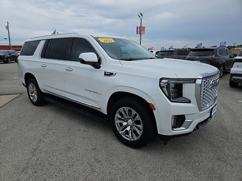 Used 2021 GMC Yukon XL Denali AWD/4WD image 10