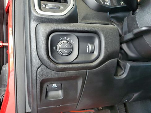 Certified 2023 RAM 1500 Big Horn RWD image 13