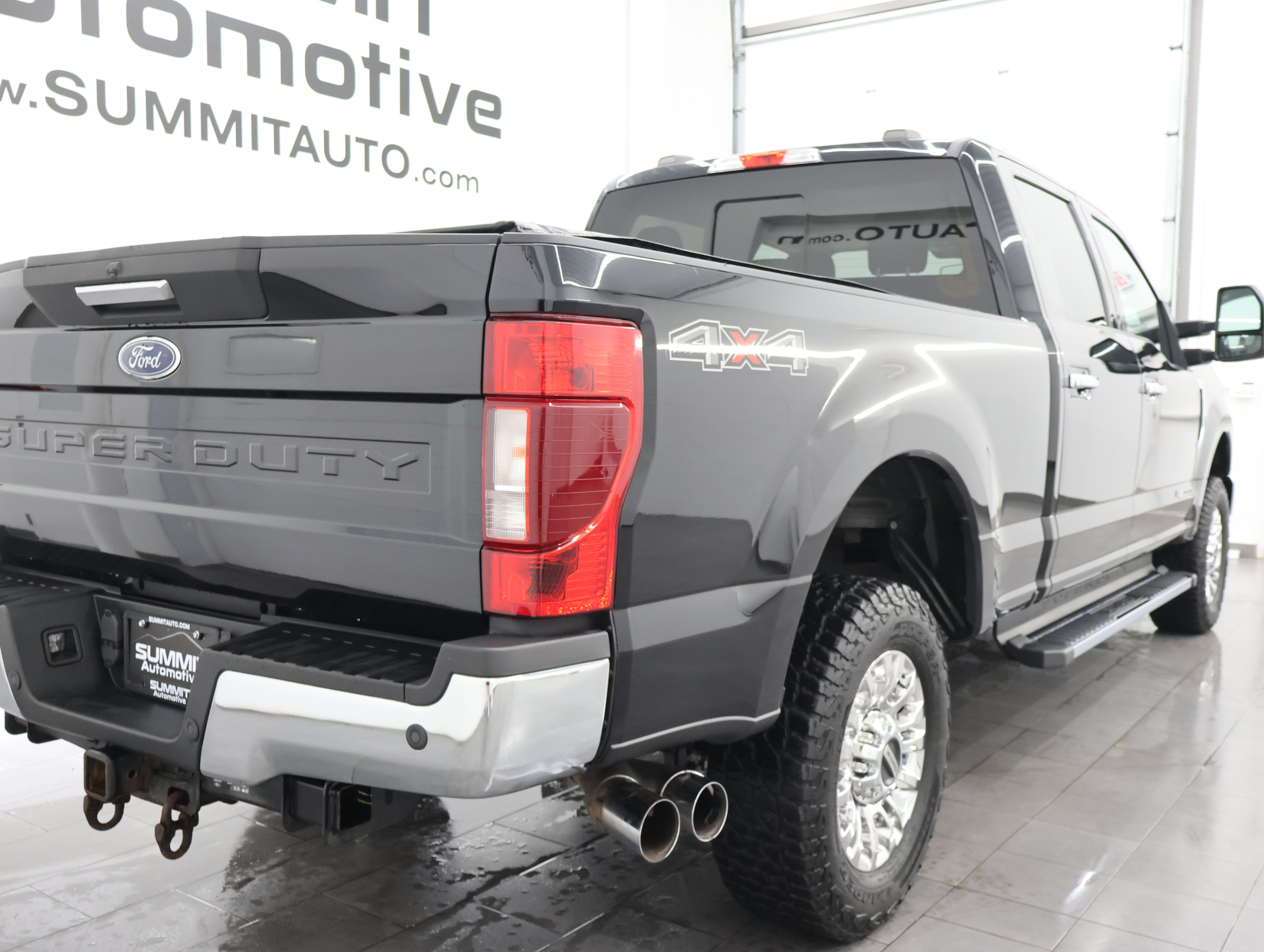 Used 2021 Ford F250 XLT w/ XLT Premium Package AWD/4WD image 4