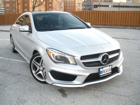 Used 2014 Mercedes-Benz CLA 250 4MATIC image 3