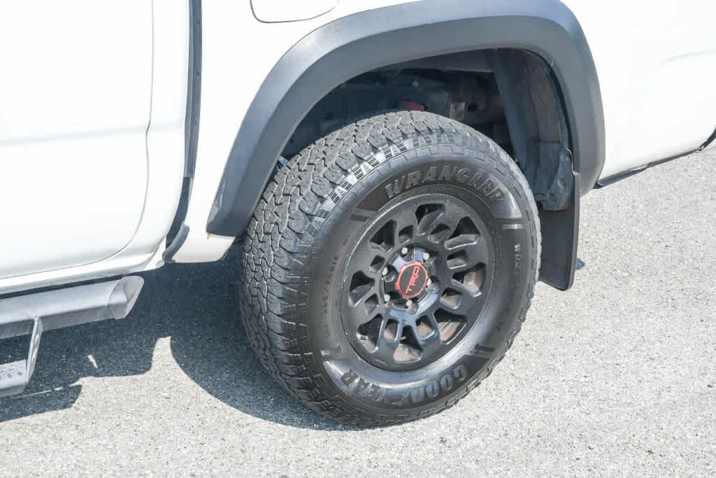 Used 2019 Toyota Tacoma TRD Pro AWD/4WD image 11