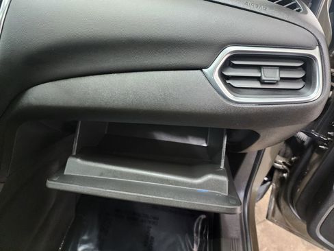 Used 2023 Chevrolet Equinox LT image 35