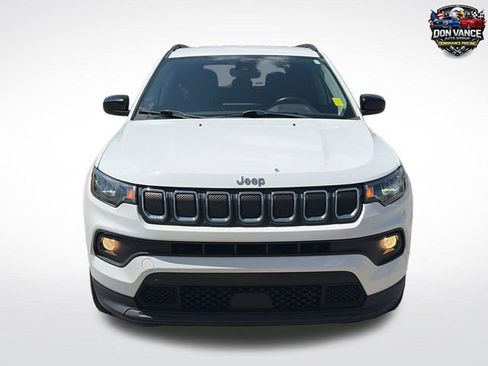 Used 2022 Jeep Compass Latitude AWD/4WD image 9