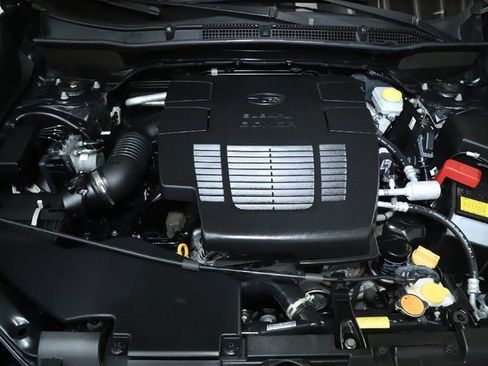 Used 2023 Subaru Forester Touring image 39