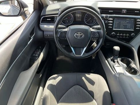 Used 2019 Toyota Camry LE w/ Carpet Mat Package FWD image 10