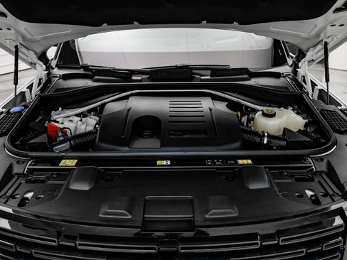 Used 2024 Land Rover Range Rover SE image 84