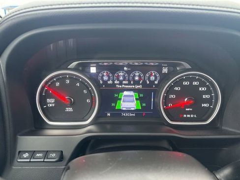 Used 2021 Chevrolet Silverado 1500 High Country w/ Technology Package image 36