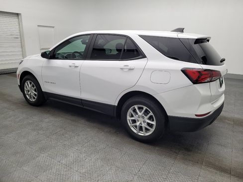 Used 2024 Chevrolet Equinox LS AWD/4WD image 3