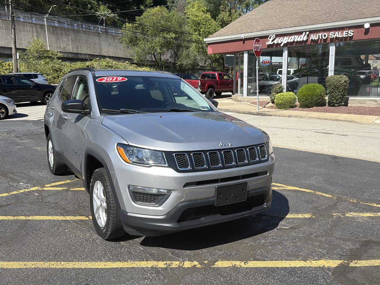 Used 2019 Jeep Compass Sport w/ Cold Weather Group AWD/4WD image 14