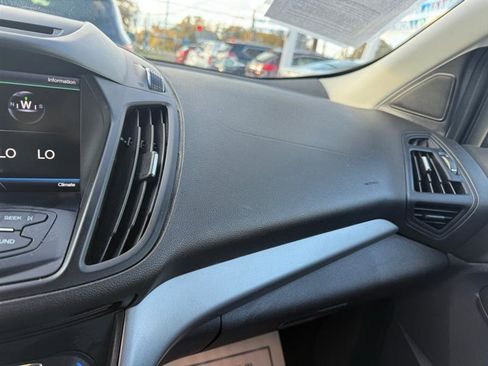 Used 2014 Ford Escape SE w/ Equipment Group 201A image 22