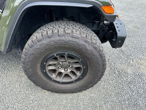 Used 2023 Jeep Wrangler Unlimited Rubicon 392 w/ Xtreme Recon 35" Tire Package AWD/4WD image 12