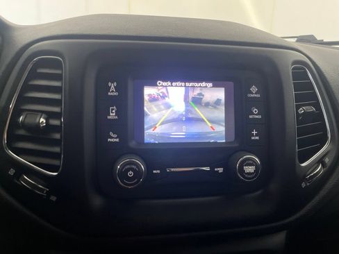 Used 2018 Jeep Compass Sport w/ Cold Weather Group AWD/4WD image 68