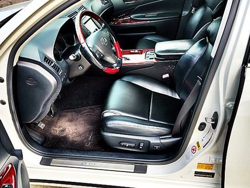 Used 2008 Lexus GS 350 w/ Preferred Accessory Pkg RWD image 13