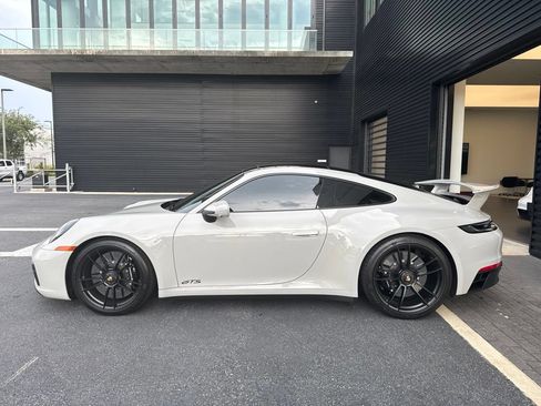 Certified 2022 Porsche 911 Carrera GTS RWD image 2