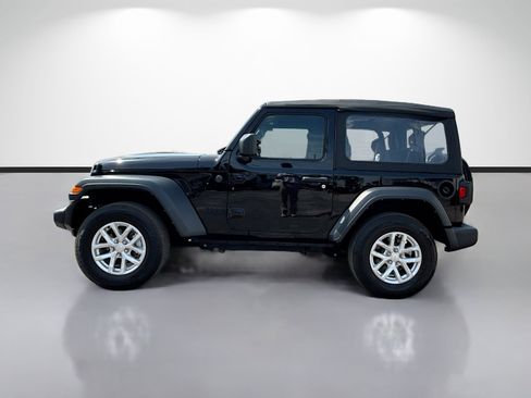 Used 2023 Jeep Wrangler Sport AWD/4WD image 6