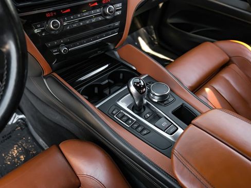 Used 2017 BMW X5 M AWD/4WD image 23
