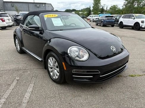 Used 2019 Volkswagen Beetle 2.0T S FWD image 15