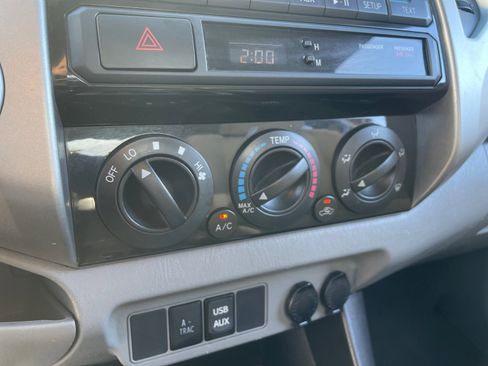 Used 2012 Toyota Tacoma 4x4 Access Cab V6 image 30