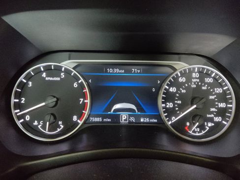 Used 2024 Nissan Sentra SV FWD image 23