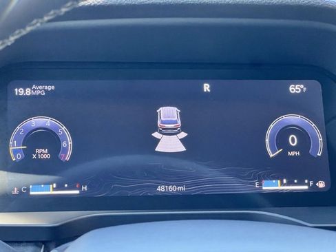 Used 2023 Jeep Grand Cherokee L Laredo image 34