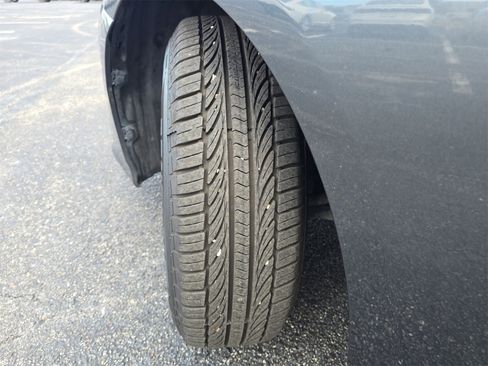 Used 2018 Toyota Prius Prime Plus image 29