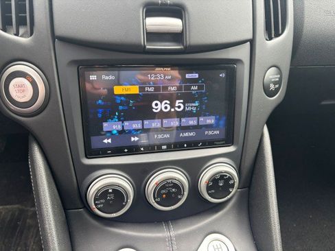 Used 2012 Nissan 370Z Touring w/ Sport Pkg image 16