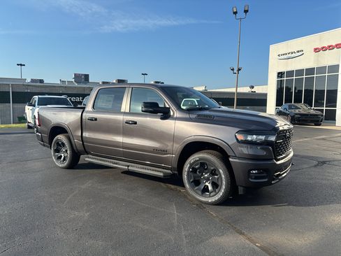 New 2026 RAM 1500 Big Horn AWD/4WD image 3