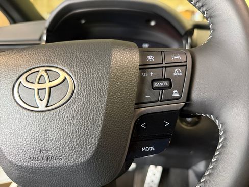 Certified 2026 Toyota Camry SE w/ Convenience Package FWD image 23