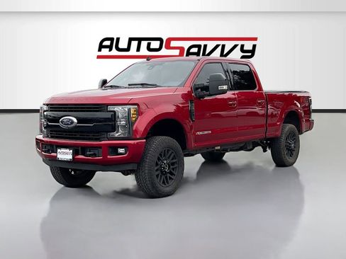 Used 2019 Ford F250 Lariat w/ Lariat Ultimate Package image 3
