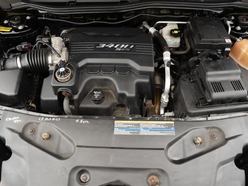 Used 2007 Pontiac Torrent AWD image 23