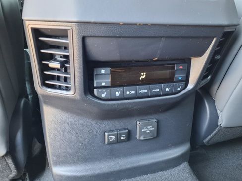 Used 2026 Toyota Sequoia Capstone AWD/4WD image 19
