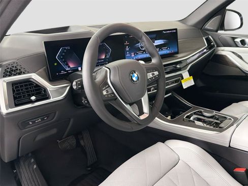 New 2026 BMW X5 xDrive40i AWD/4WD image 18