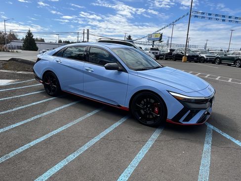Used 2026 Hyundai Elantra N FWD image 7