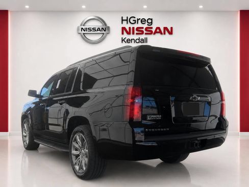 Used 2018 Chevrolet Suburban LT AWD/4WD image 2