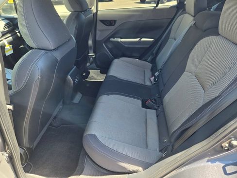 Used 2024 Subaru Crosstrek 2.0i Premium AWD/4WD image 10