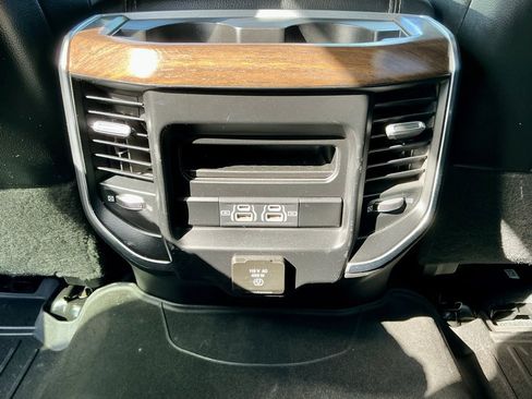 Used 2022 RAM 2500 Laramie w/ Chrome Appearance Group image 33