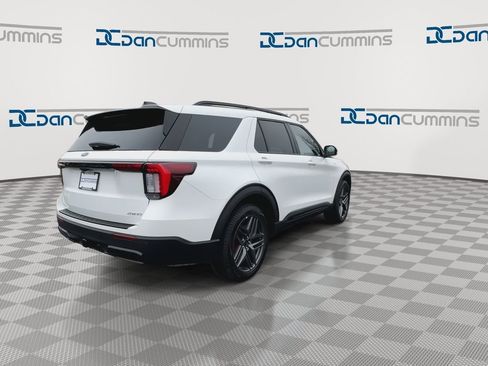 New 2026 Ford Explorer ST-Line w/ ST-Line Street Pack image 14
