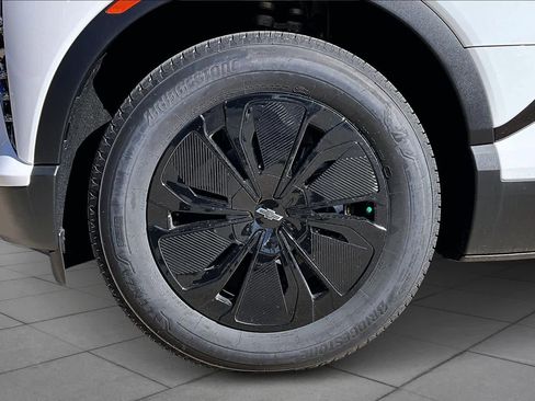 New 2025 Chevrolet Blazer EV LT image 12